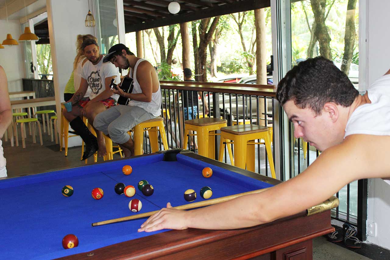 Global Backpackers Port Douglas -Pool Table